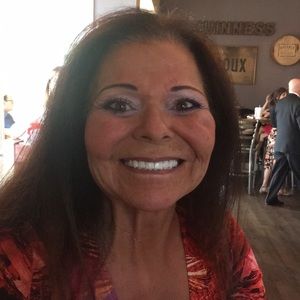 Meet your Posher, Becky